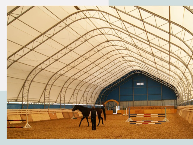 Строительство конных манежей в Кохме