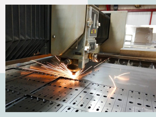 Лазерная резка металла в Кохме от 623 руб.